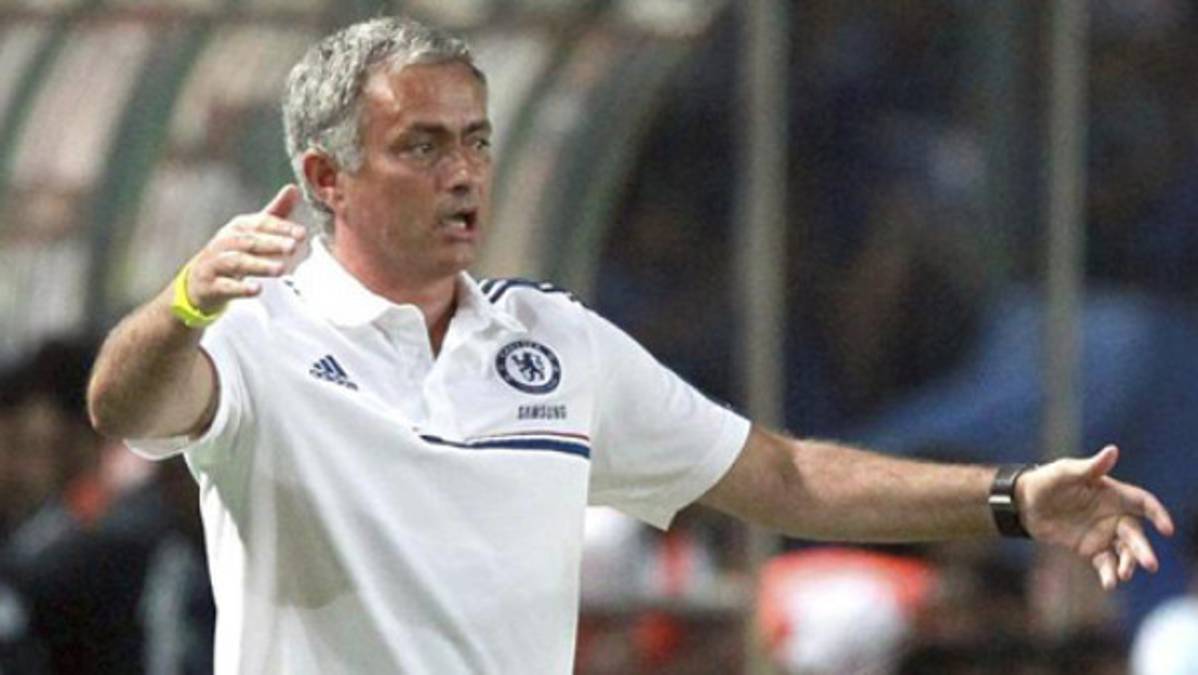 Chelsea de Mourinho llega a EUA y podría chocar con Real Madrid
