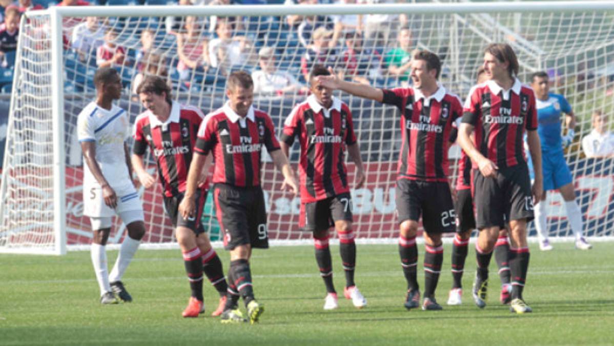 Milan no se despeinó para vencer a Olimpia