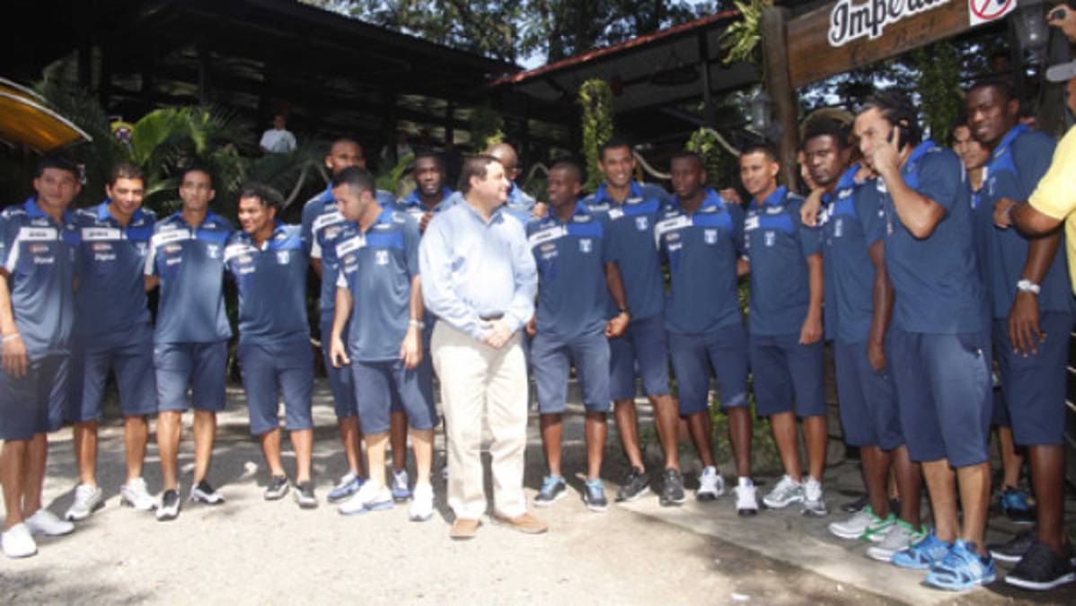 Selección de Honduras entrenó completa