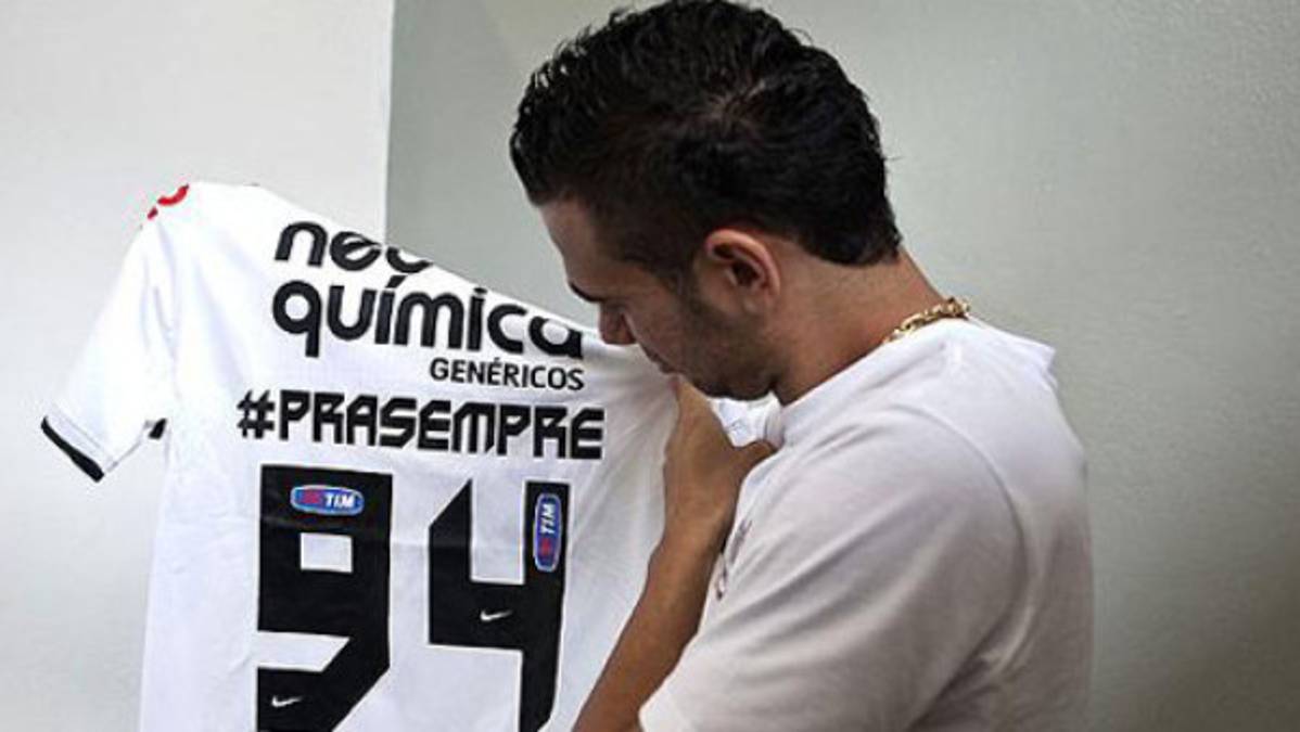 Ronaldo se despide de la afición de Corinthians