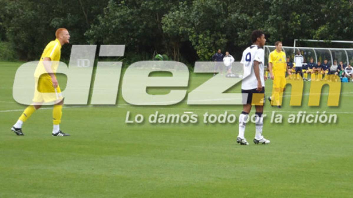 Exclusiva: Lozano ya firmó con Tottenham