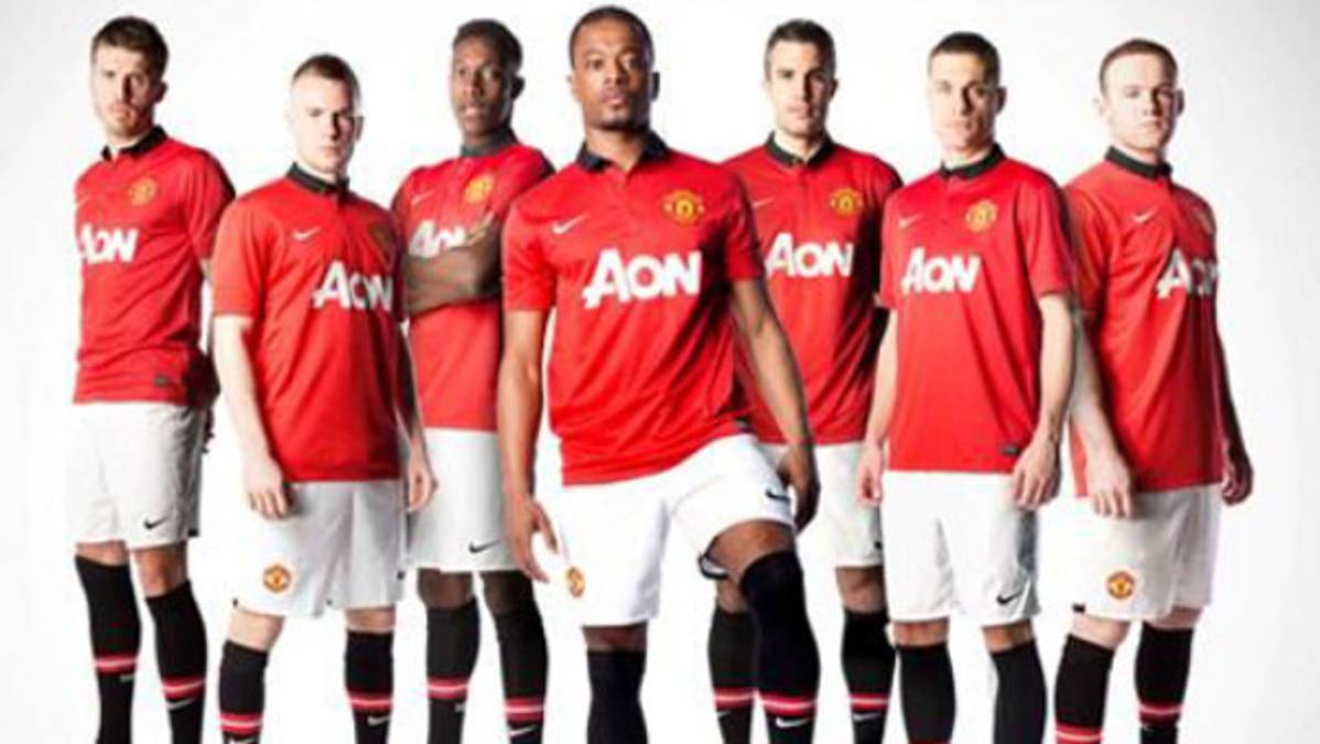 Manchester United presenta uniforme inspirado en Eric Cantona