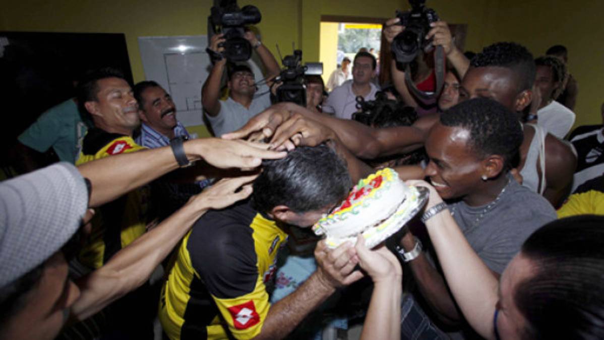 Le celebran el cumpleaños a Pepe Treviño