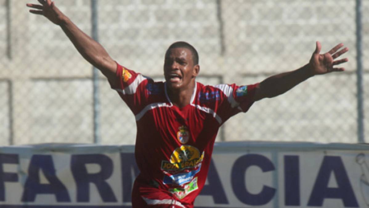 Rambo debuta anotando gol ante Victoria