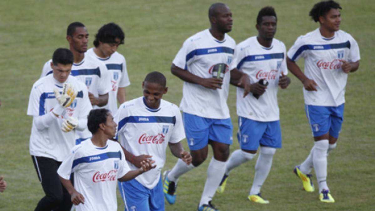 Selección de Honduras entrenó completa