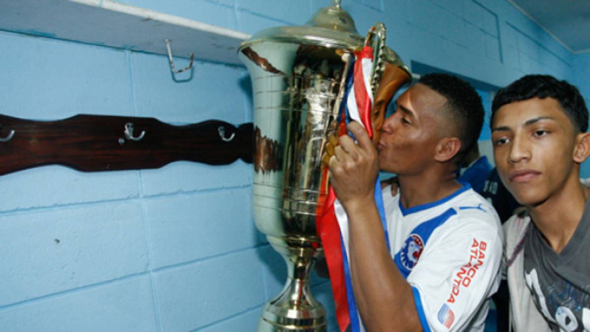 Así celebró Olimpia en su camerino