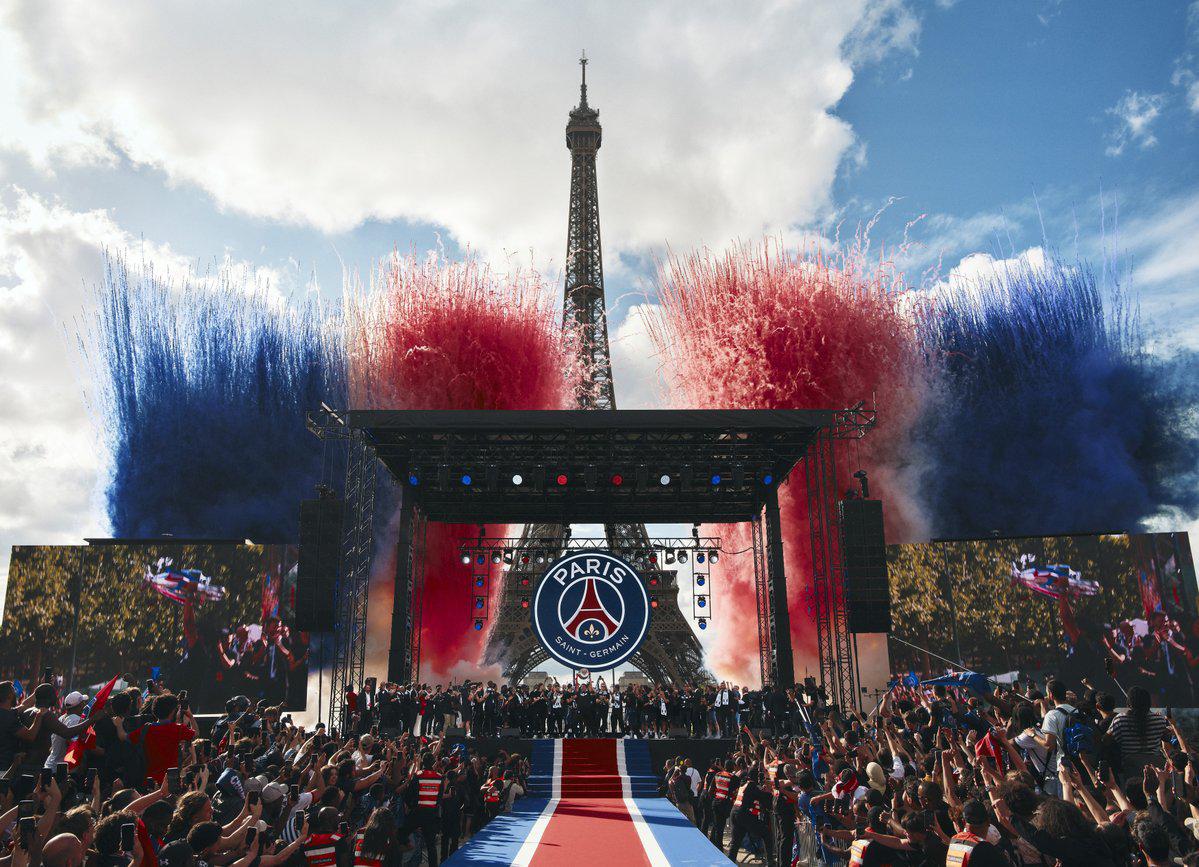 Luis Enrique se desata: la locura en París por el título del PSG en Champions