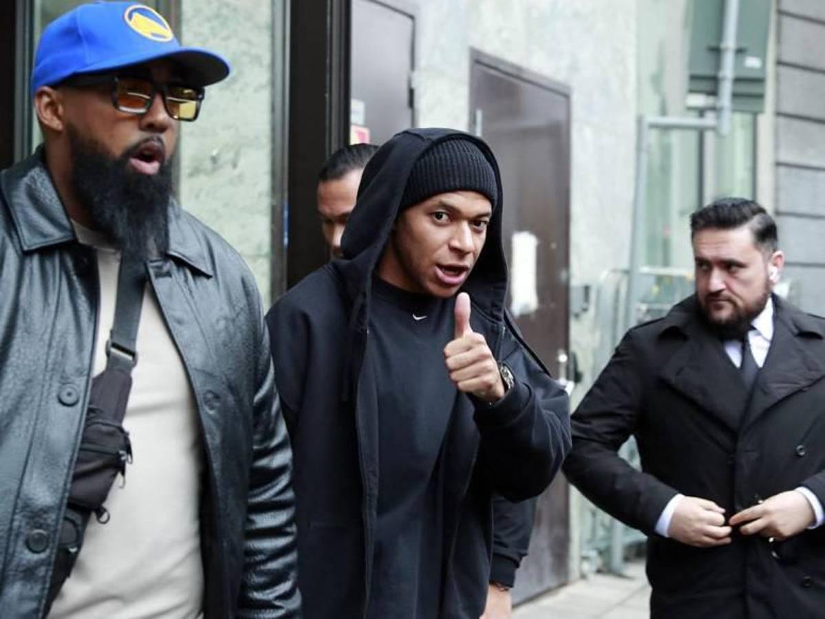 Esto fue lo que hizo Mbappé en Estocolmo tras rechazar a Francia: dos noche de fiestas, mujeres y en secreto