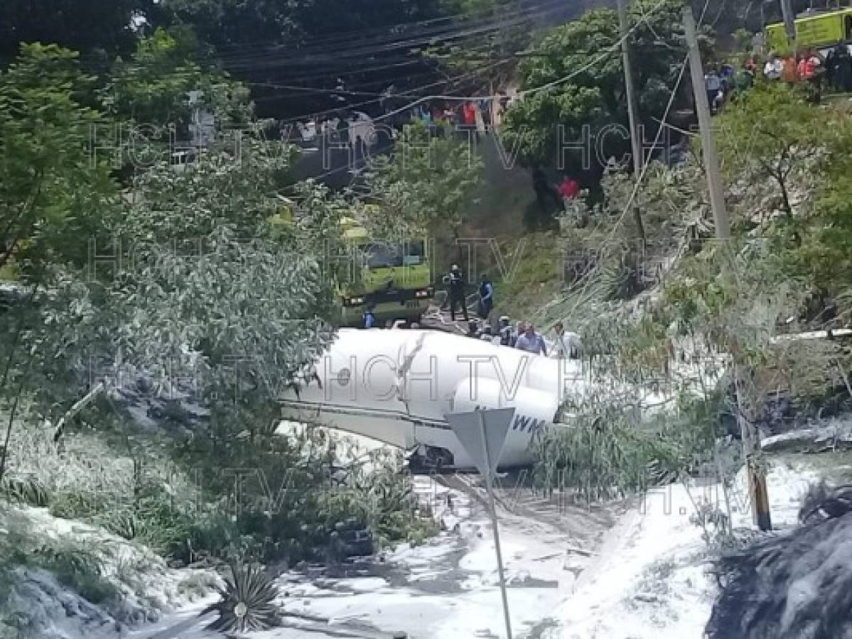 FOTOS: Impactantes imágenes del avión que se salió de la autopista en el aeropuerto Toncontín