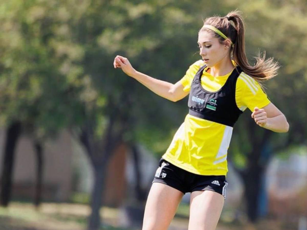 Tigres echó a su técnico y acusan a bella futbolista de provocar su salida ¿Qué fue lo que pasó?