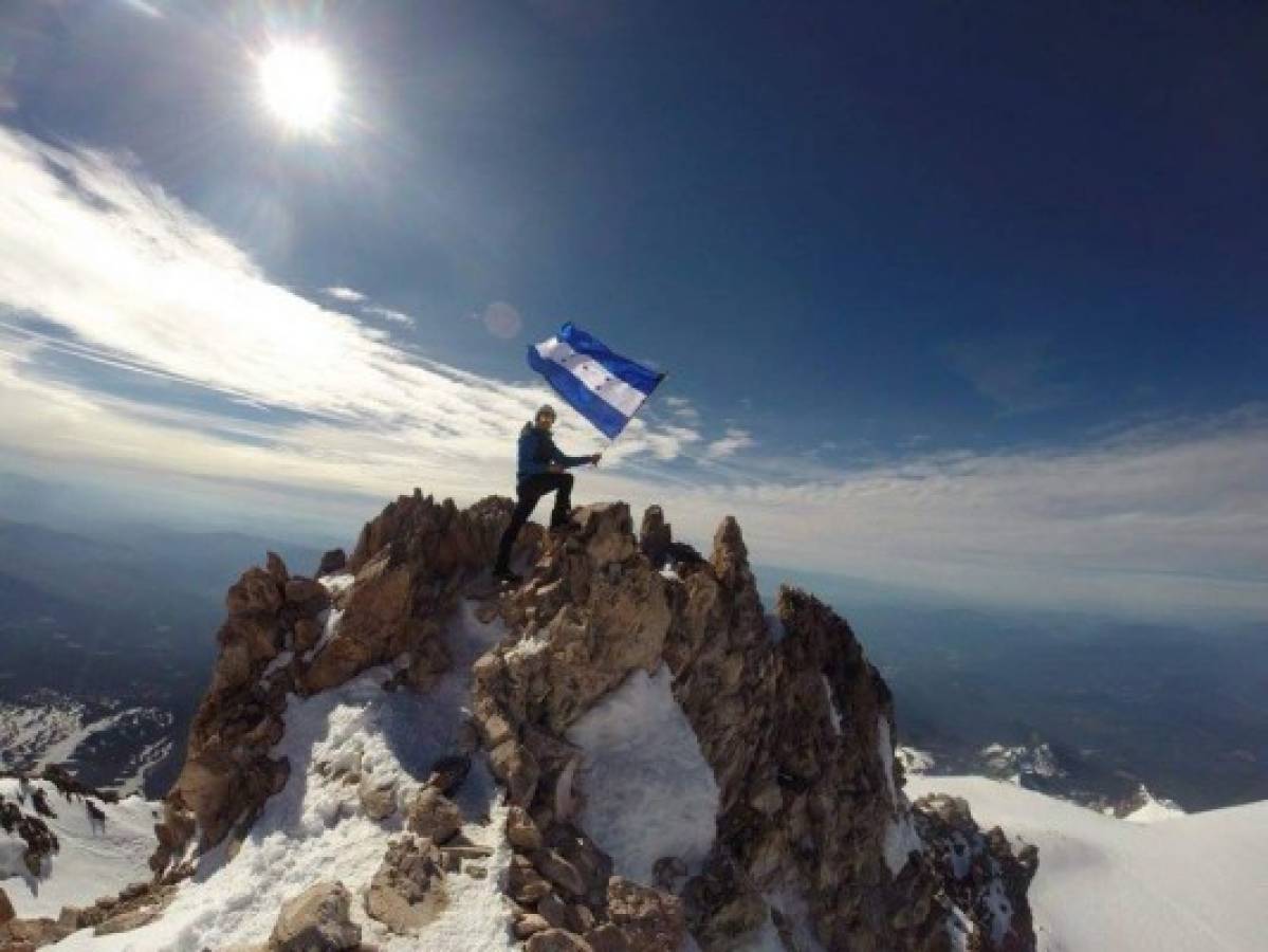 FOTOS: Conocé a Ronald Quintero, el conquistador de montañas hondureño