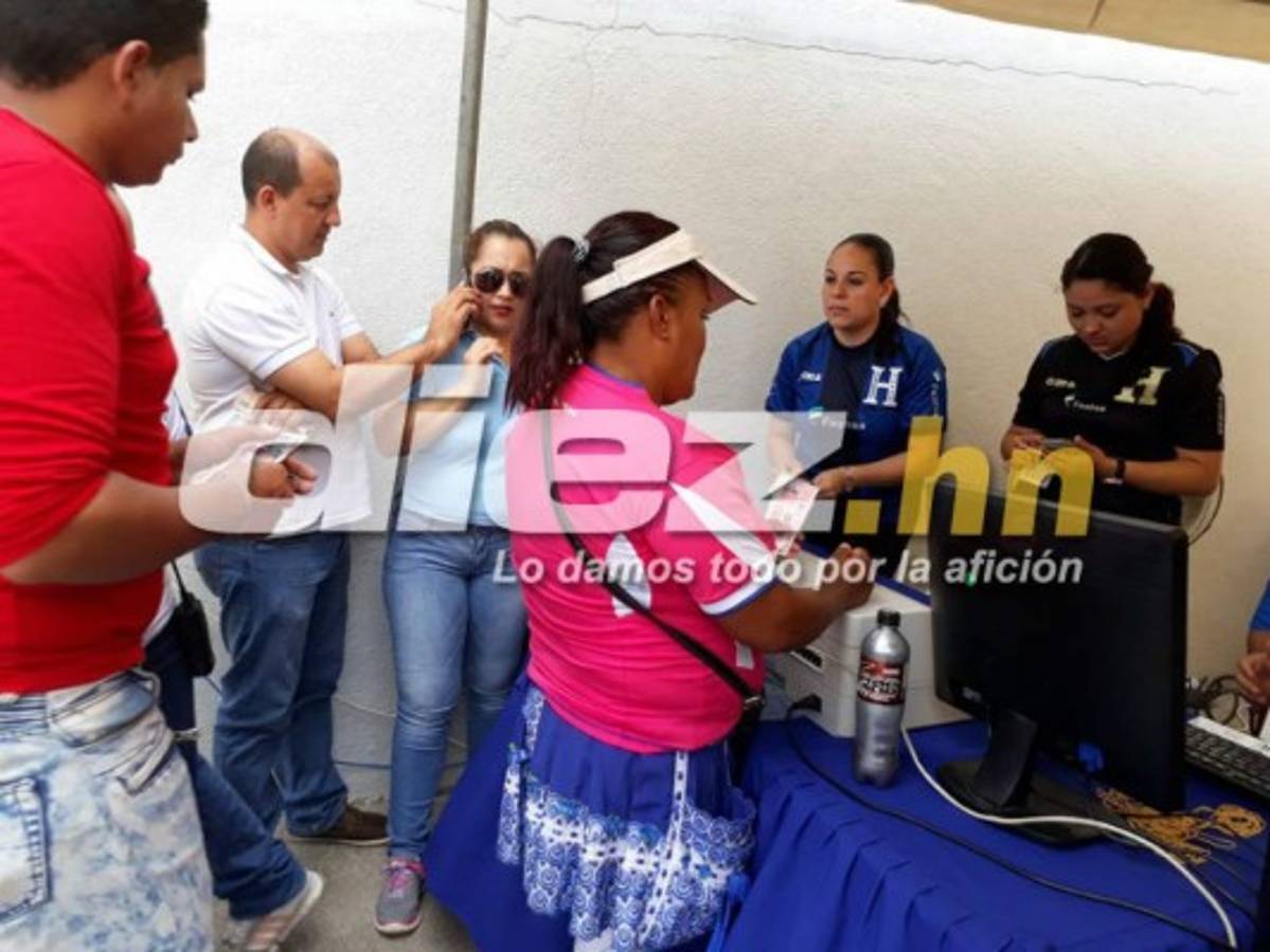 San Pedro Sula vibra previo al Honduras-Estados Unidos en el Olímpico