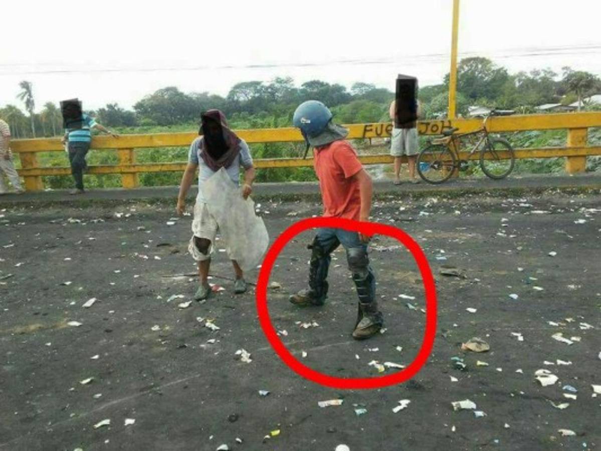 FOTOS: Martes de caos en la zona norte con rastras y postas policiales quemadas