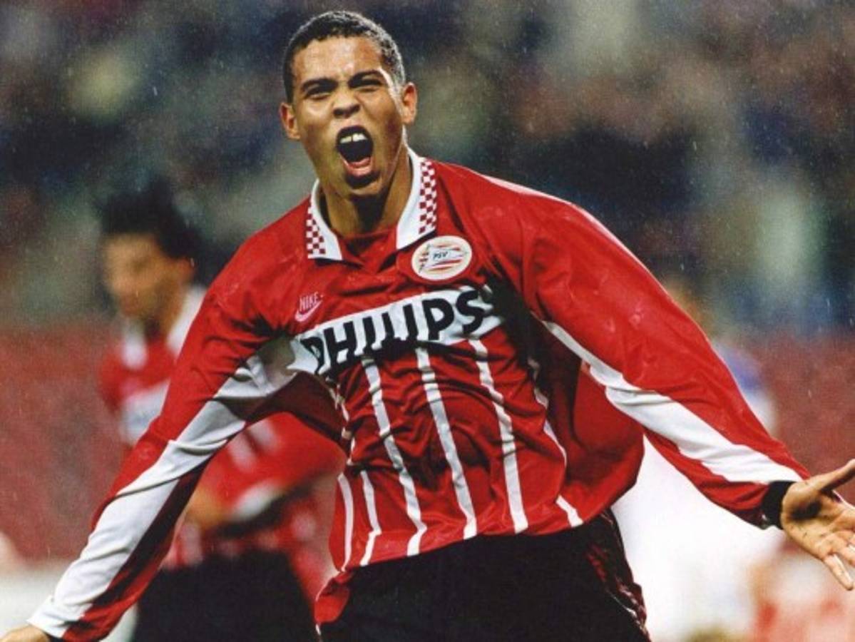 Las camisetas que Ronaldo Nazario vistió durante su carrera