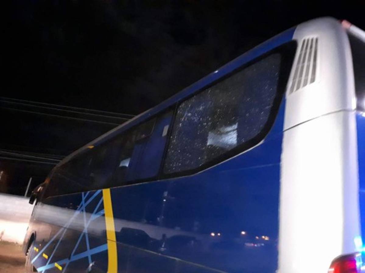 FOTOS: Así quedó el bus del Marathón tras ataque sufrido en Comayagua