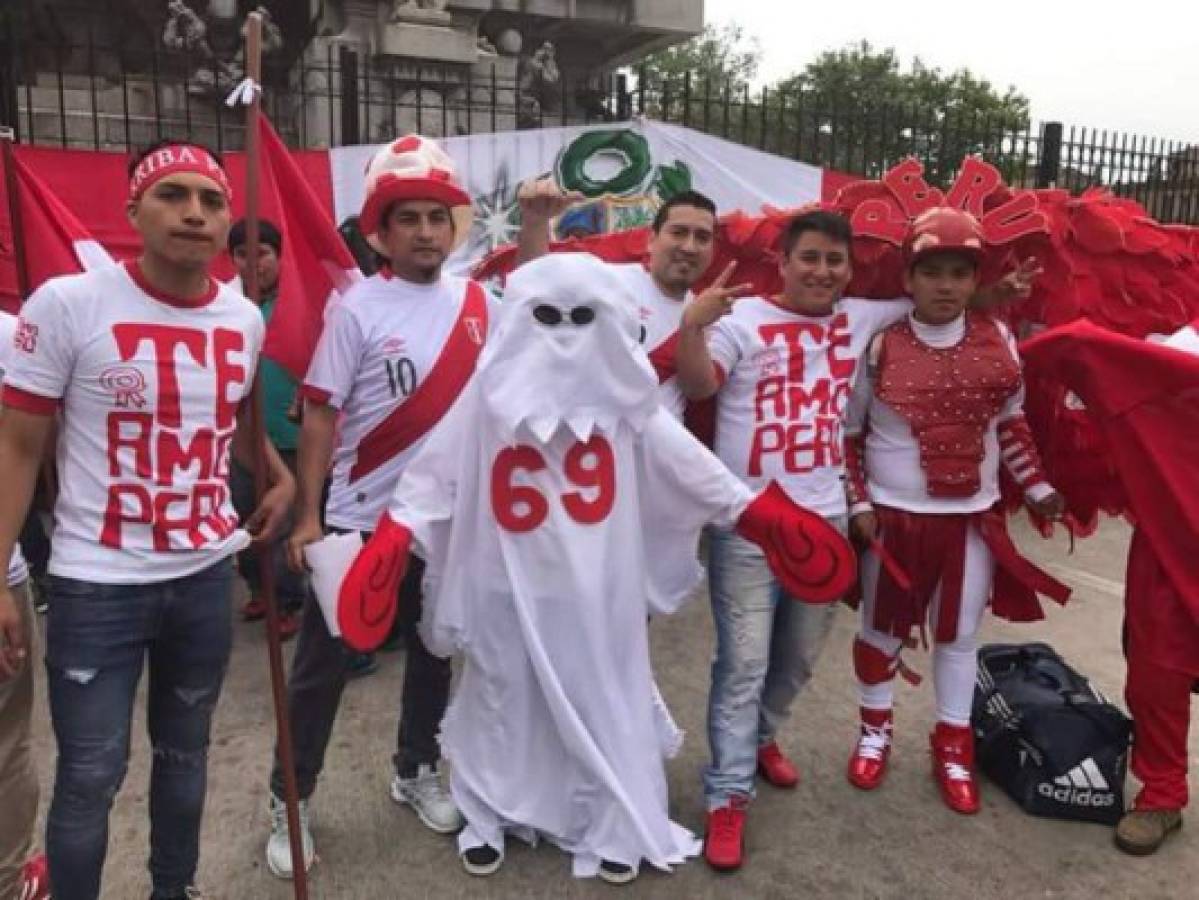 ¡DE LOCOS! Peruanos se toman las calles de Buenos Aires, Argentina y preparan carnaval