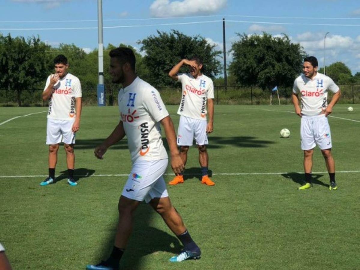 FOTOS: Así fue la curiosa práctica de la Selección de Honduras en Houston