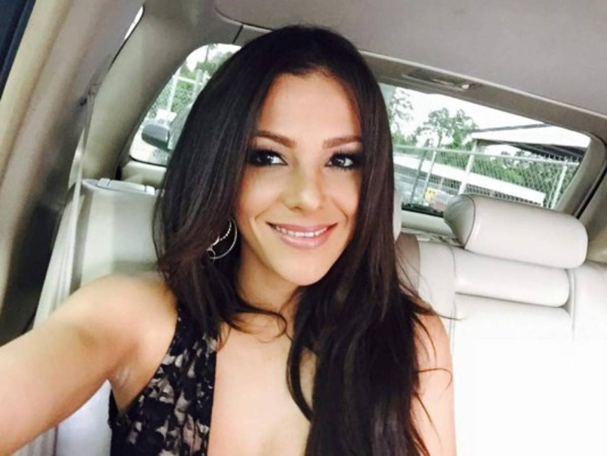 Nathalia Casco, la hondureña que apoya a la Selección en Copa Oro