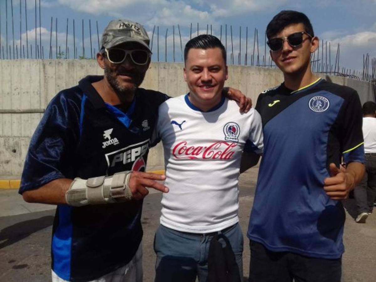 FOTOS: Alta seguridad en el clásico capitalino con tanquetas y fuertes retenes