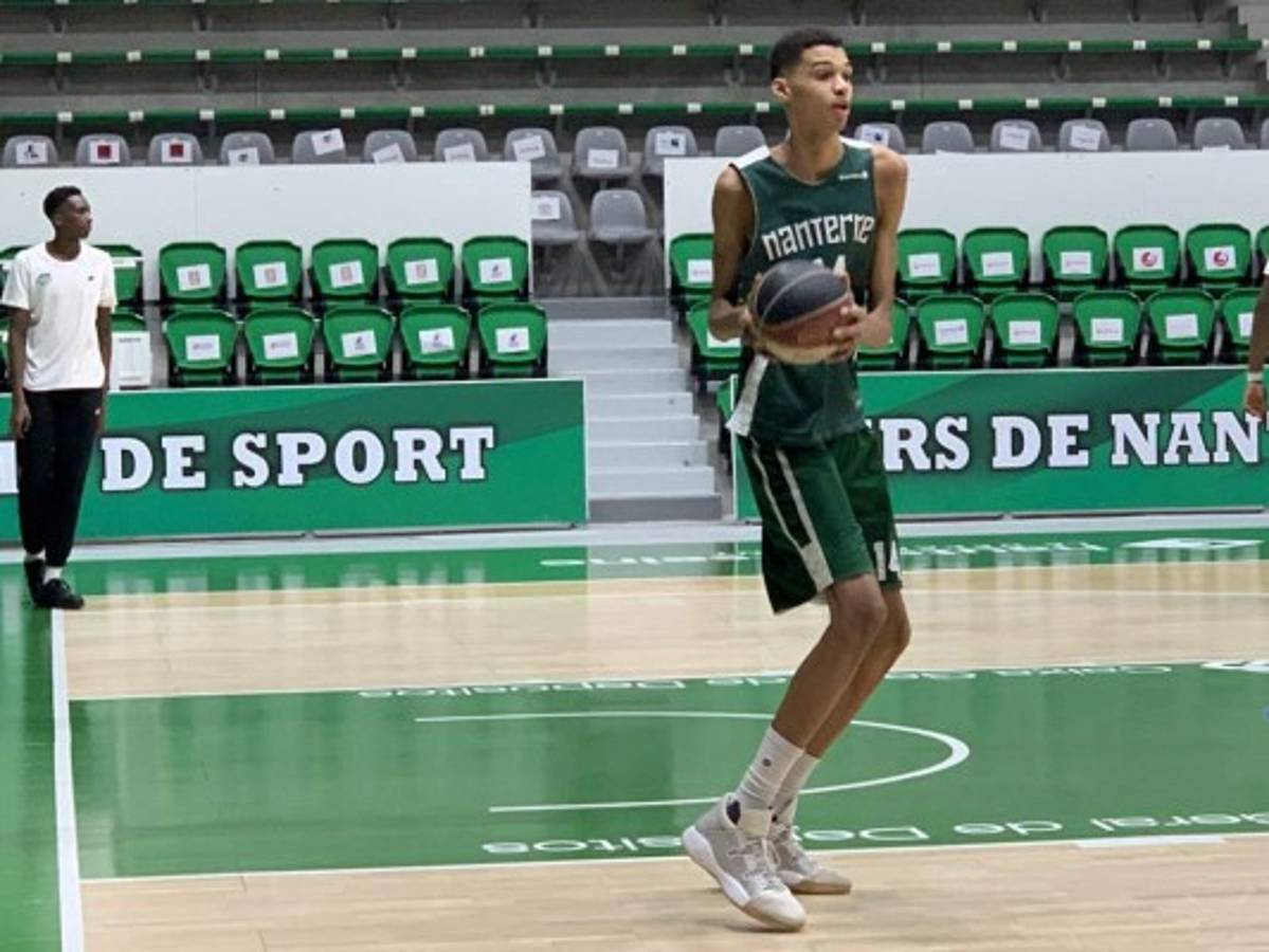 Increíble: Victor Wembanyama, el niño de 2,19 metros que será el número 1 del draft de la NBA