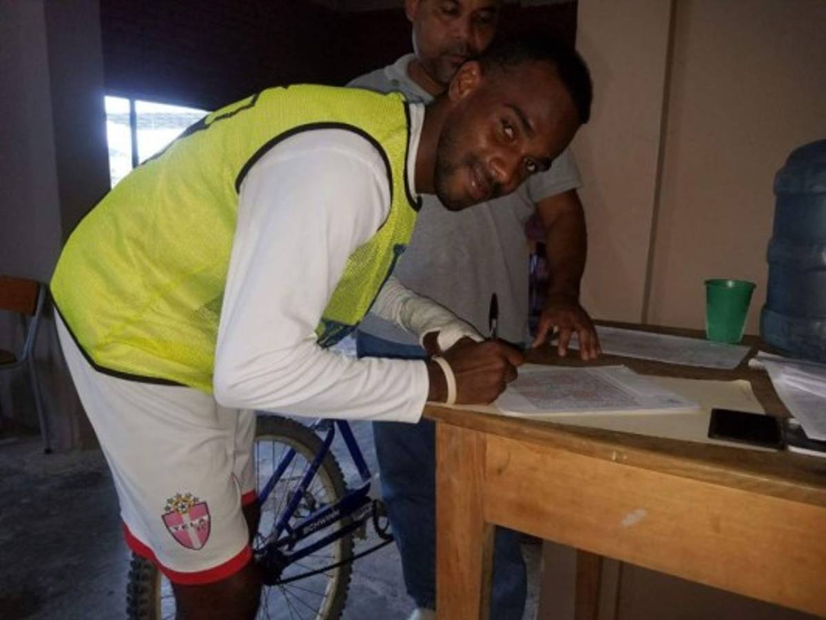 RUMORES/FICHAJES: Luis Lobo no iría a Platense y Tela FC saca la chequera