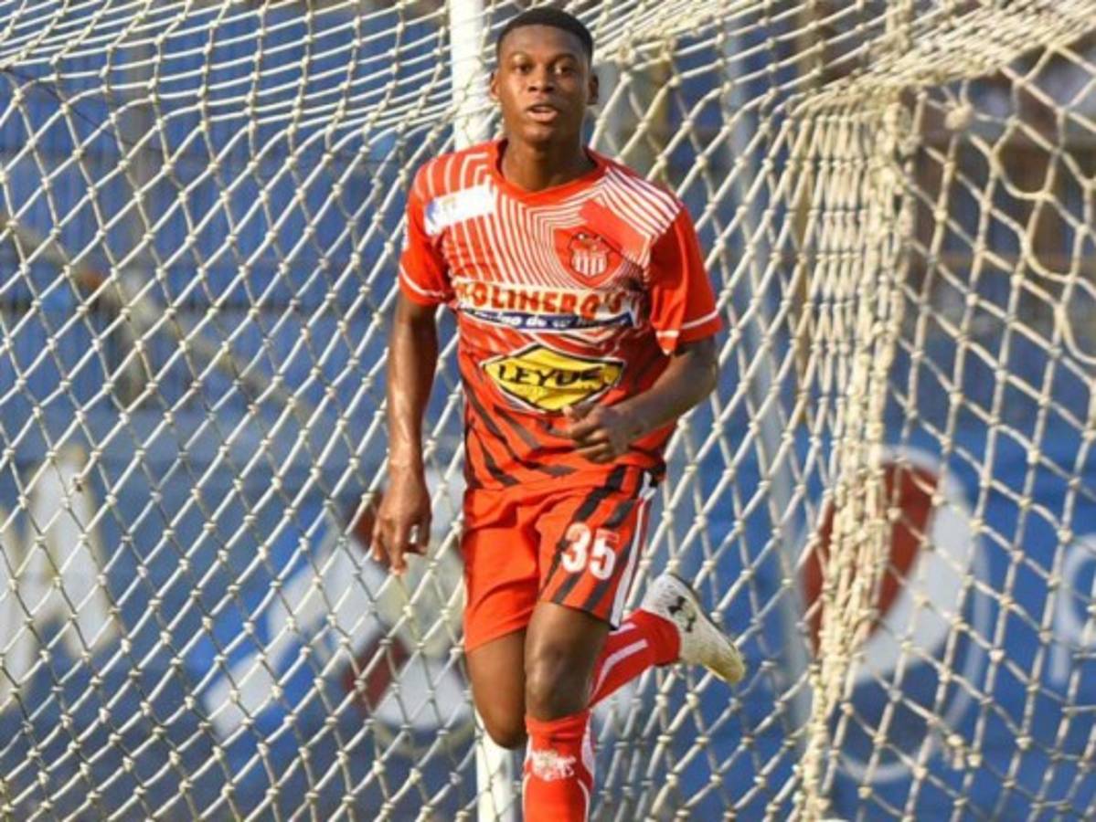 Con cinco fichajes: El 11 de gala que presentaría Vida en el torneo Clausura 2020