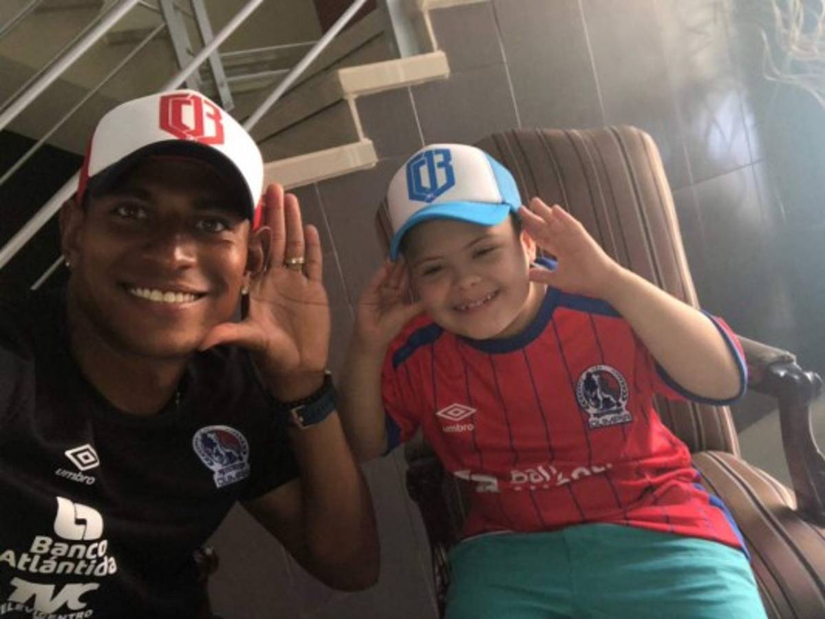 ¡De lujo! Los bonitos diseños de las gorras personalizadas que vende Costly