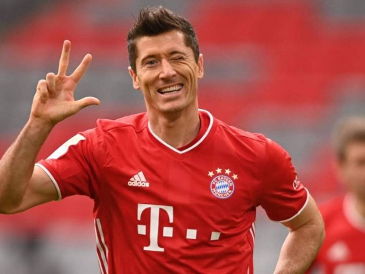 ¡Con Cristiano y Messi incluidos! Los 25 mejores jugadores del mundo durante este 2020