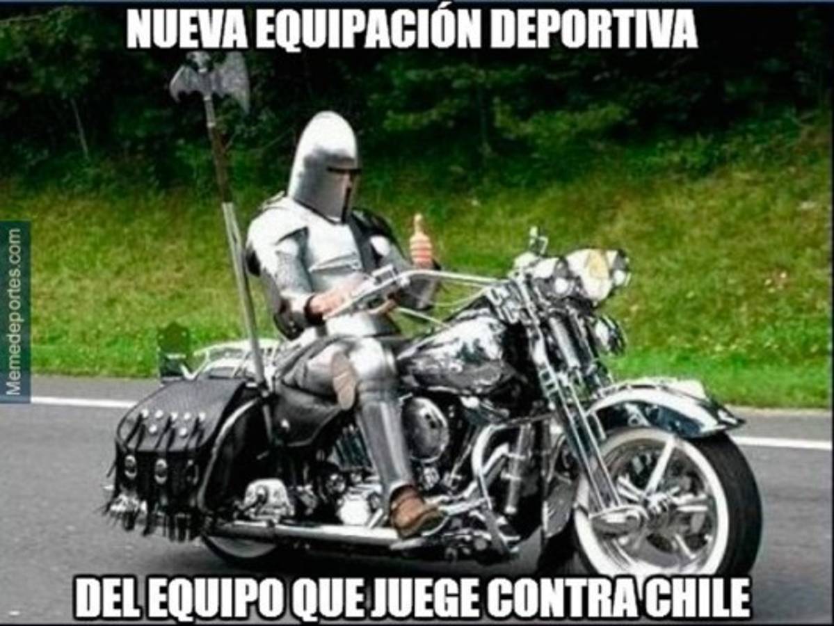 Los memes que dejó el dedazo de Jara a Cavani en el Chile-Uruguay