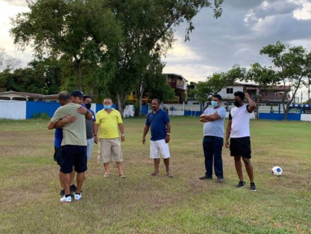 Lágrimas y tristeza: así fue el último día y despedida de 'Chato' Padilla en el Victoria