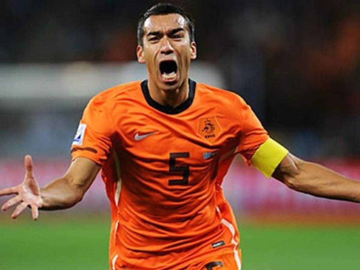 TOP: Así lucían los grandes jugadores que ahora son técnicos en Europa