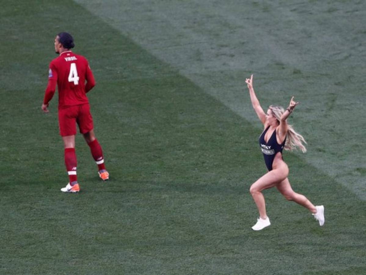 Kinsey Wolanski: Hackean el Instagram de la aficionada que se metió en la final de Champions