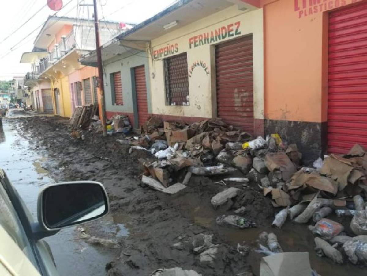 Así se encuentran las colonias de La Lima y Chamelecón tras el huracán Eta