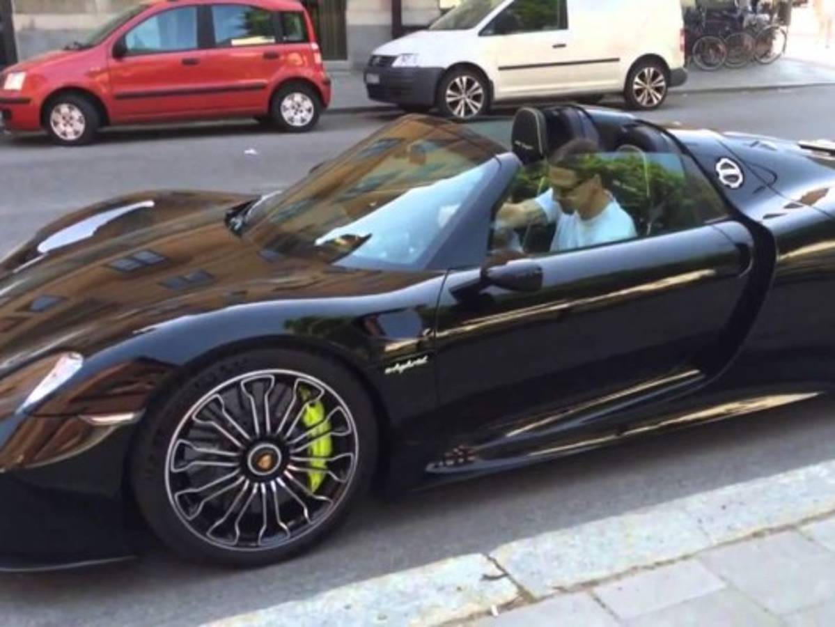 Zlatan Ibrahimovic y su vida de rico: Se compró una isla, un bosque y reveló cuánto dinero tiene