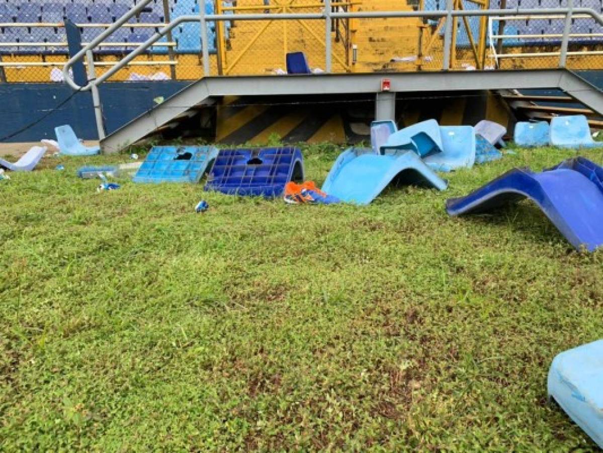 ¡Penoso! Aficionados del Comunicaciones hacen zafarrancho tras caer ante Municipal