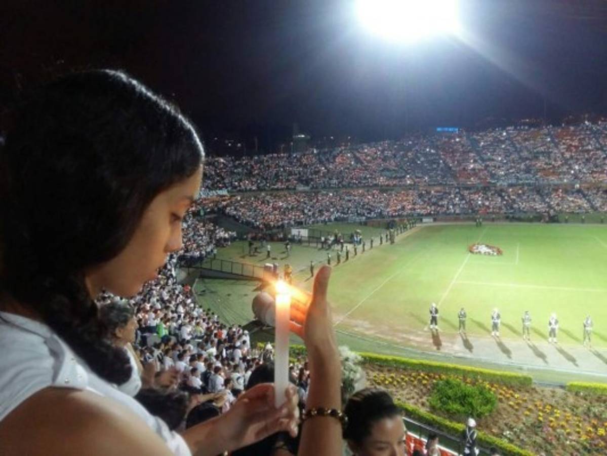 El estadio de Medellín fue insuficiente para el homenaje al Chapecoense