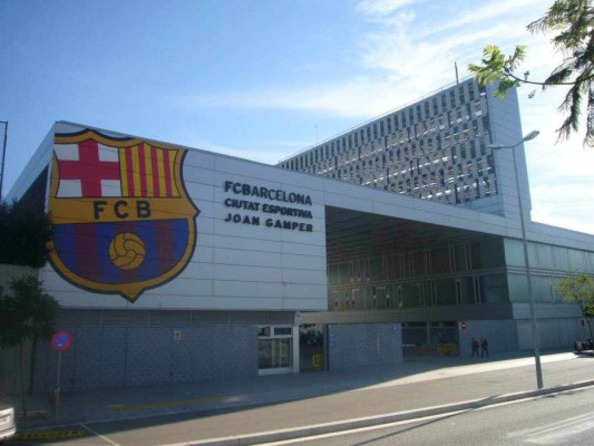 Las 10 reglas de Xavi Hernández en Barcelona: Mano dura a fiesteros e indisciplinados y regresan las multas   