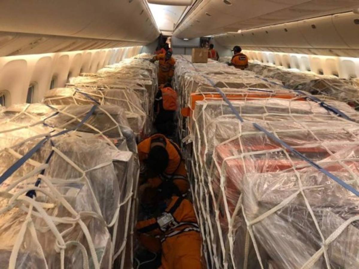 Impensado: Aerolíneas se reinventan y sus aviones transportan cargas y no pasajeros