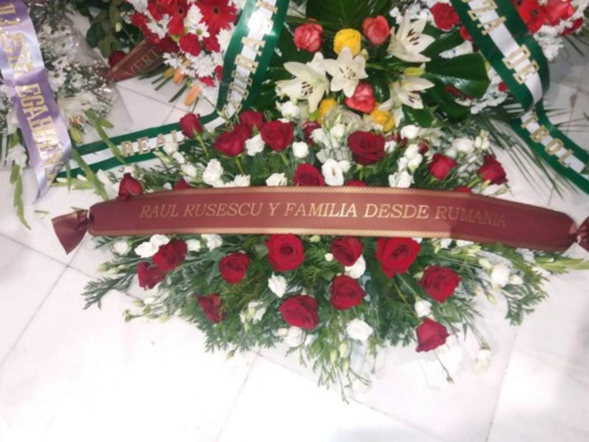 El último adiós: Llanto y dolor en el funeral de José Antonio 'La Perla' Reyes