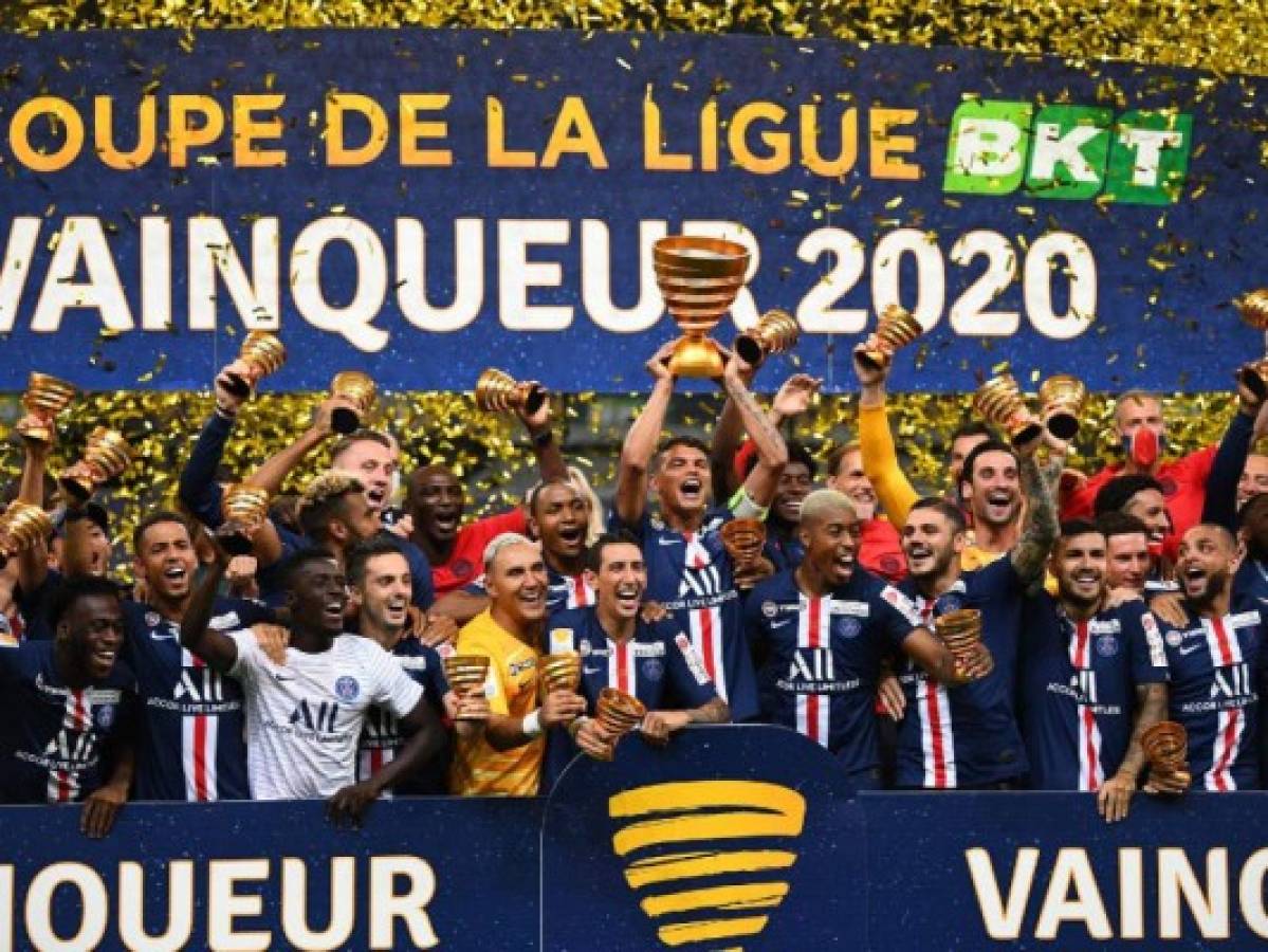 Grito de título de Keylor Navas, la selfie de Neymar y Mbappé sin muletas: Así festejó PSG la Copa de Francia
