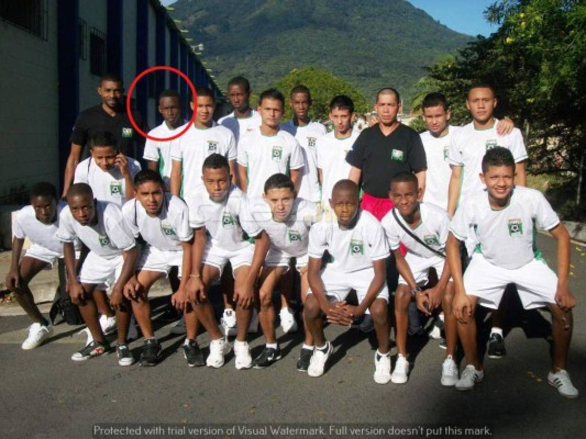 ¡Inéditas! Así fue el inicio de Alberth Elis en el fútbol en Puerto Cortés cerca del Platense
