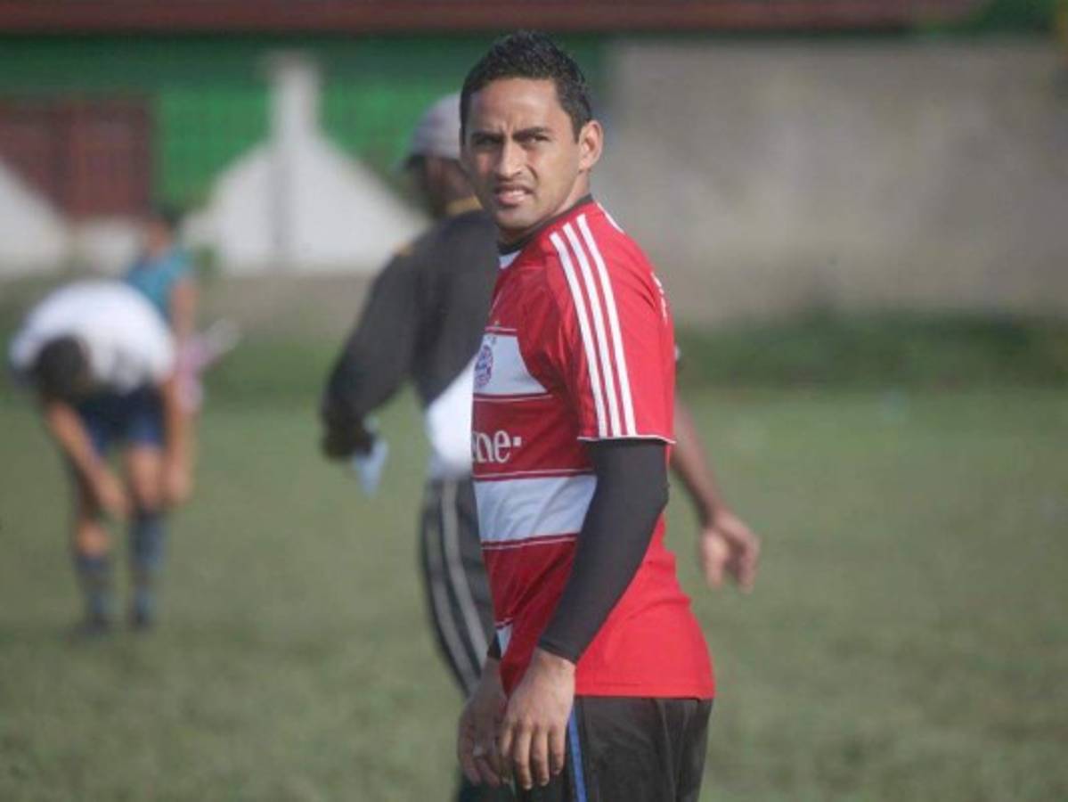 Futbolistas hondureños que se fueron a cumplir el sueño americano