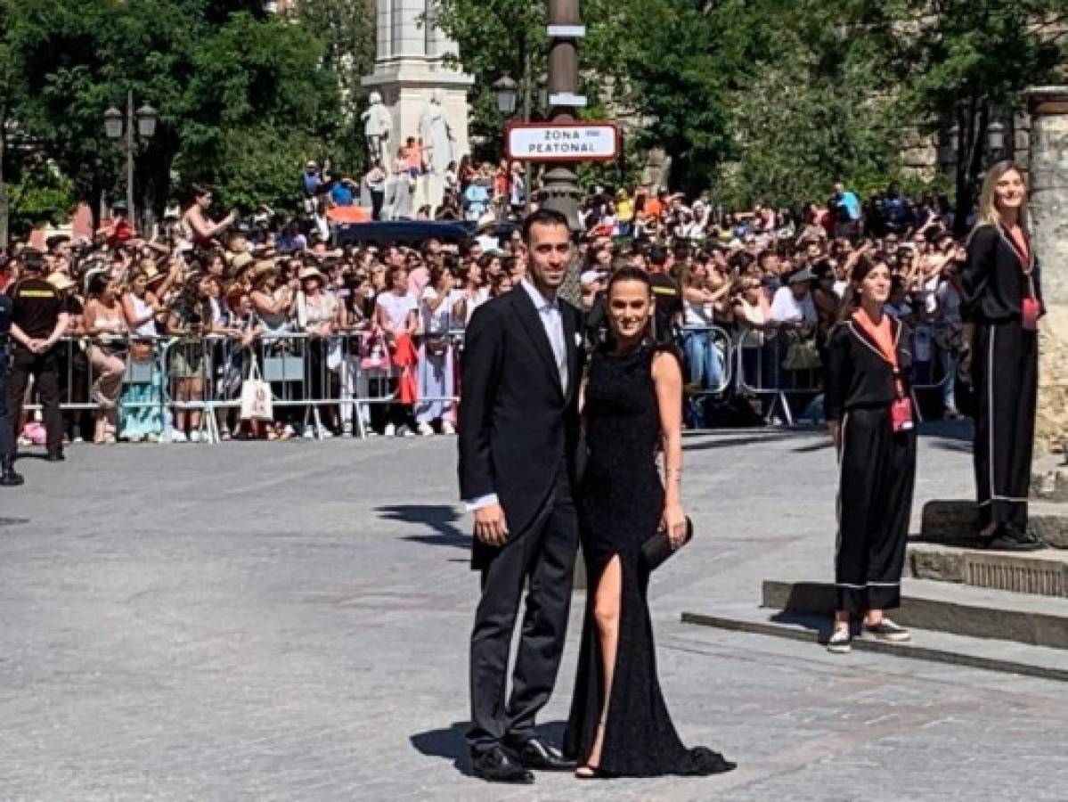 Con invitados de lujo: Las imágenes de la boda de Sergio Ramos y Pilar Rubio