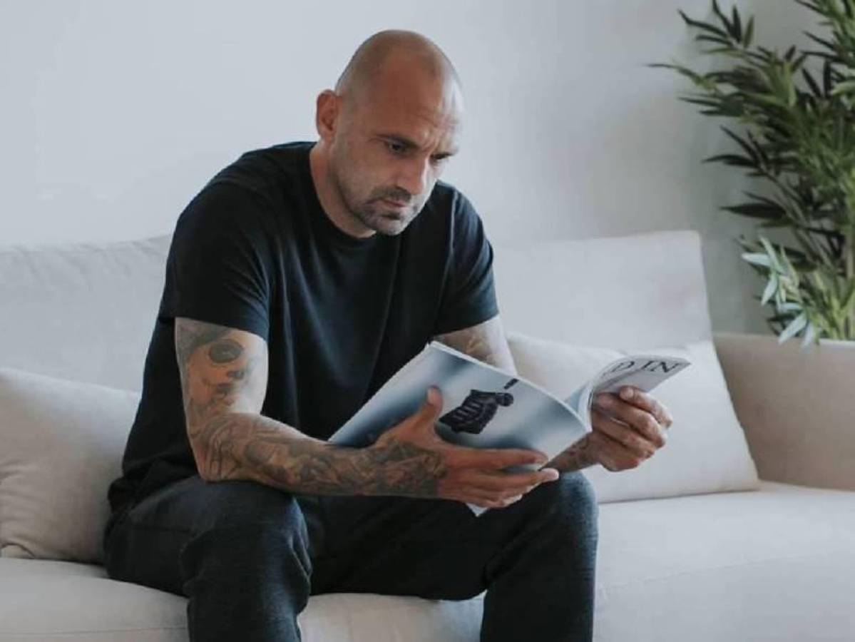 De jugar en el Real Madrid de los “Galácticos” a ser decorador de interiores; el motivo por el que estuvo en la cárcel