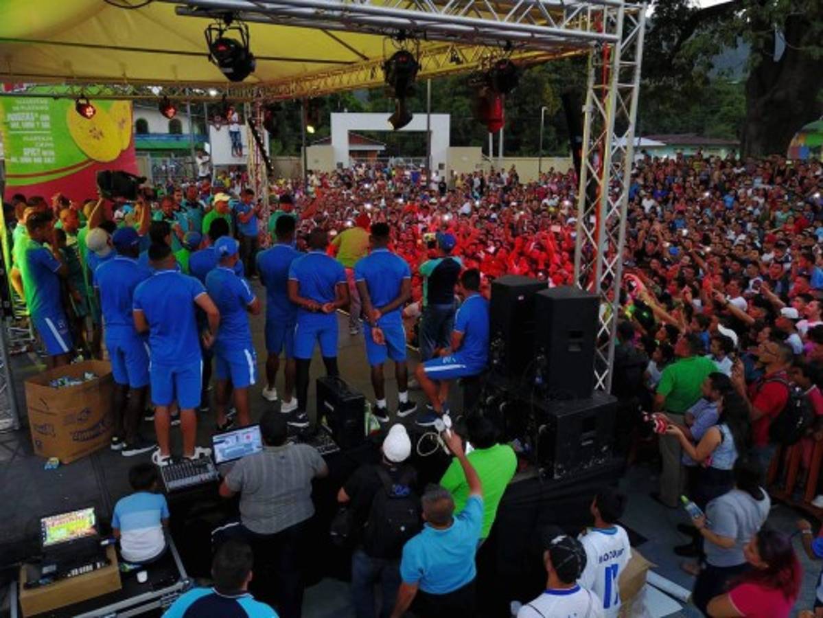 ¡Una locura! Selección de Honduras se llevó un gran cariño de Chamelecón