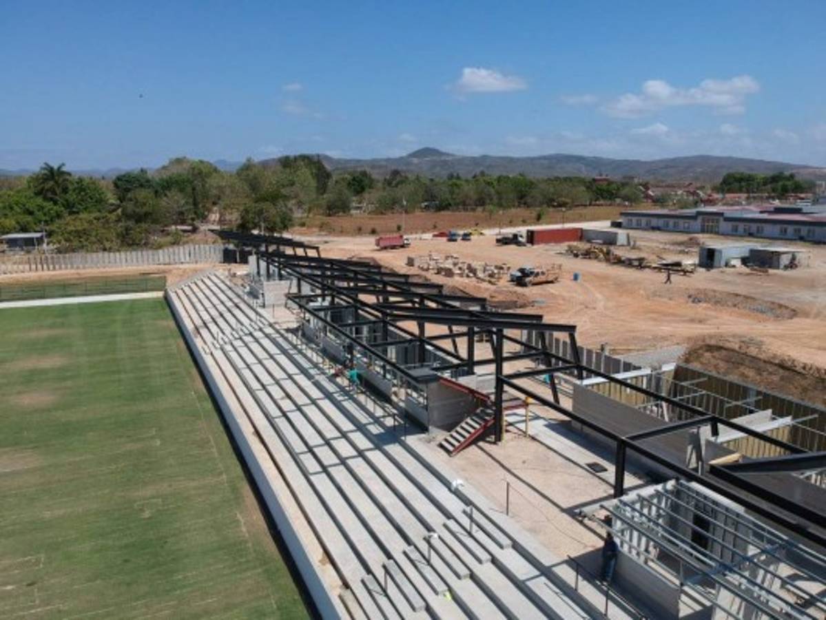 ¡Pequeño y cómodo! Así es el bonito estadio que construye el Club Universitario de Panamá