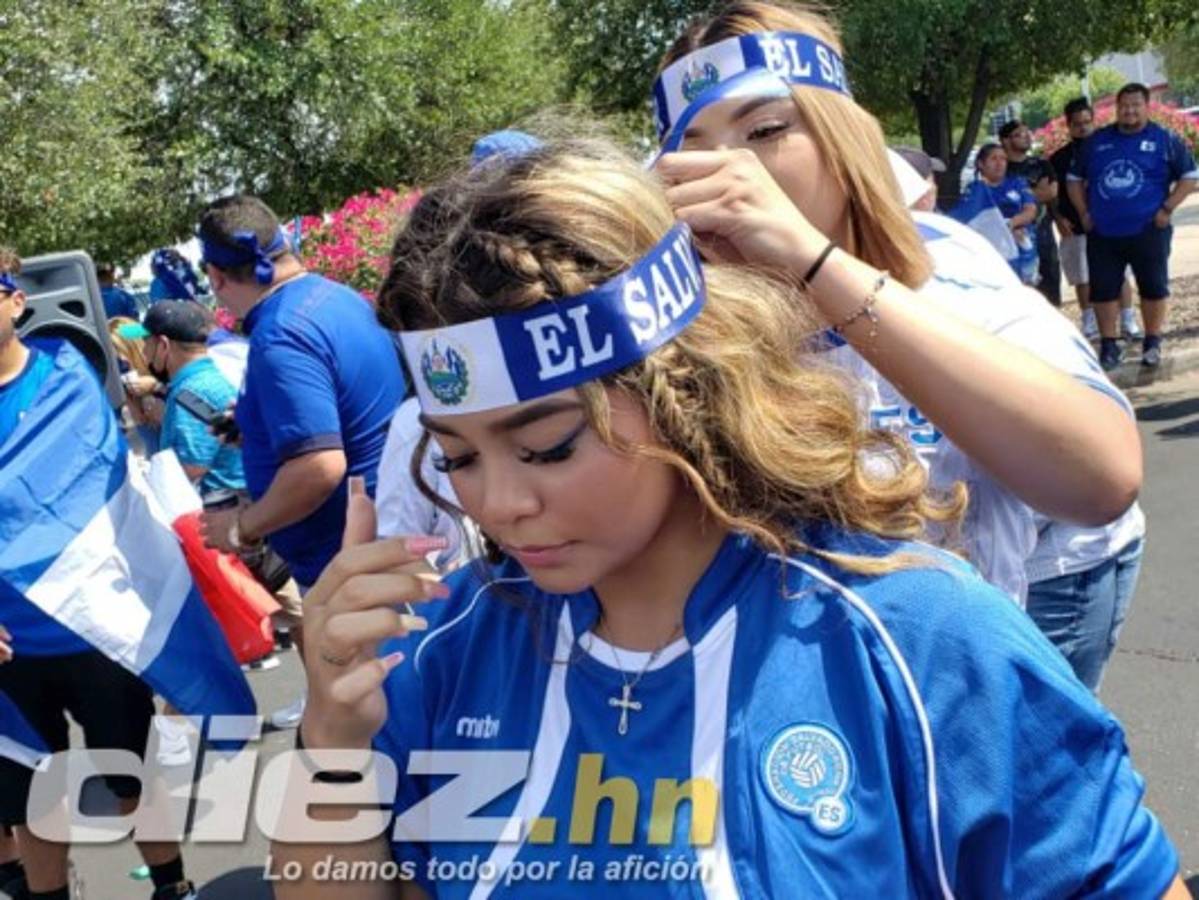 Un hondureño con una mexicana: Las bellas chicas que deslumbran en el State Farm Stadium