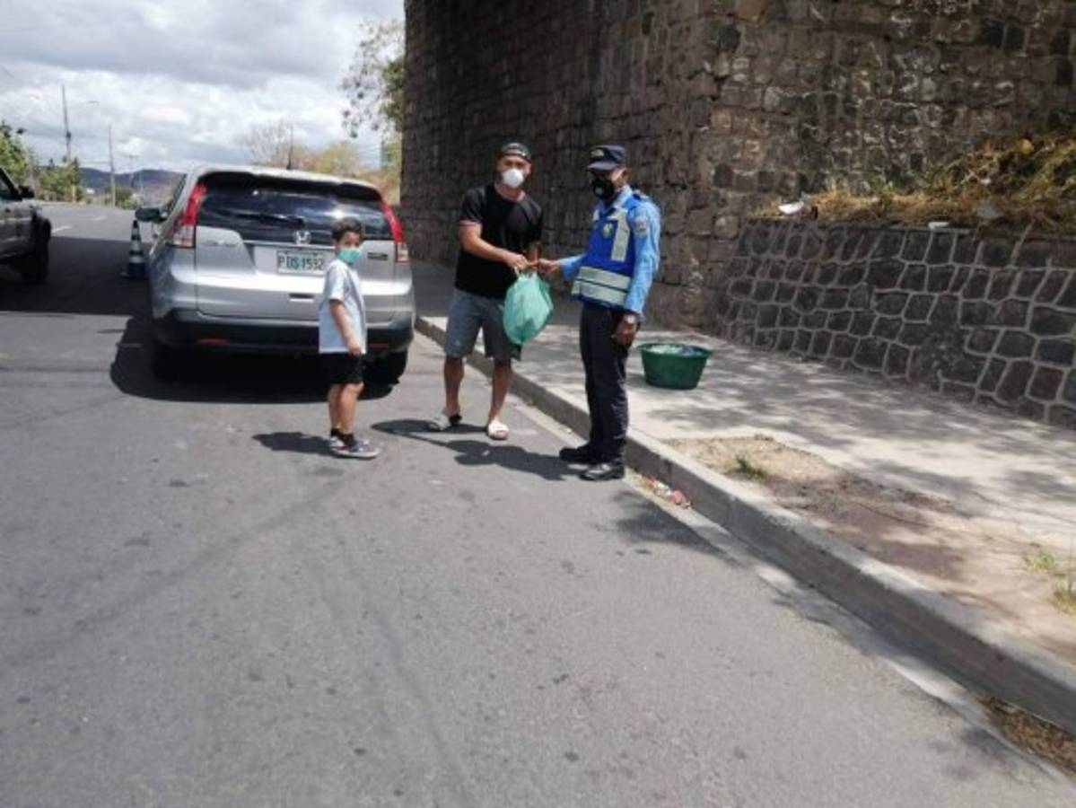 ¡Héroes sin capa! Ellos han tendido la mano a necesitados en Honduras en plena cuarentena