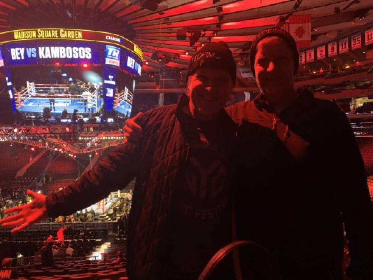 Hondureños presente en el llenazo del Madison Square Garden para pelea de Teófimo López