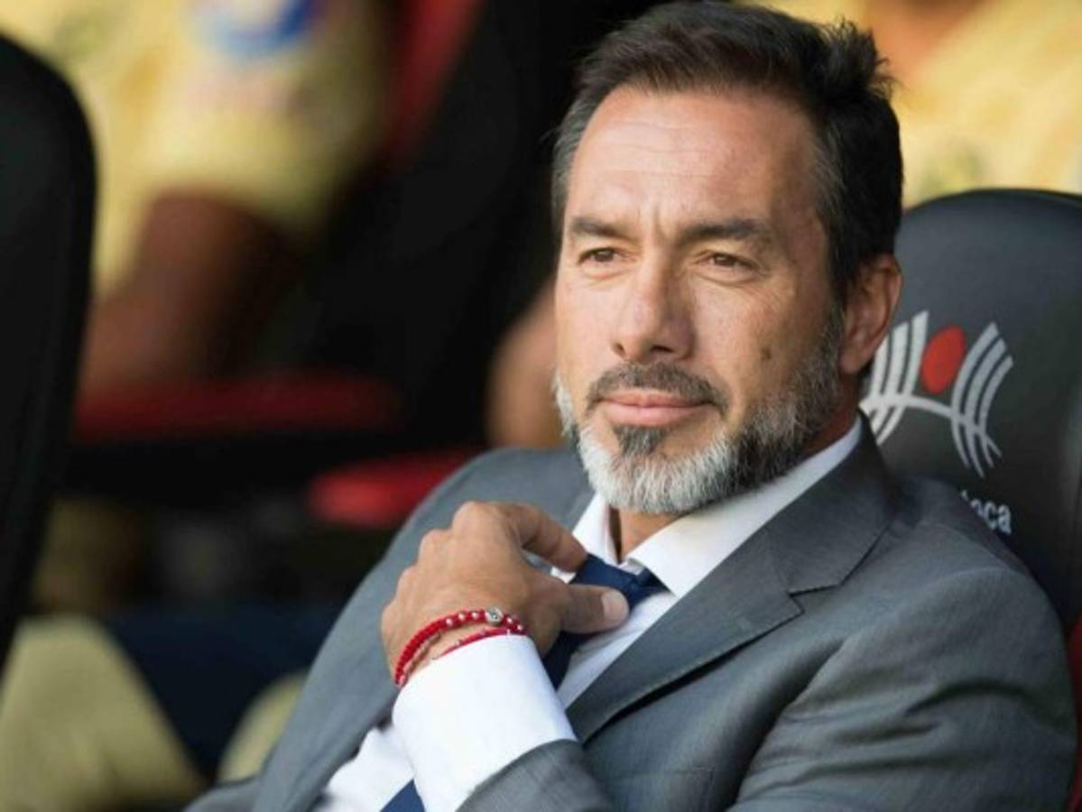 Los grandes futbolistas y entrenadores que han pasado por la liga de México